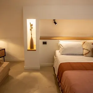 2* Bed and breakfast Es