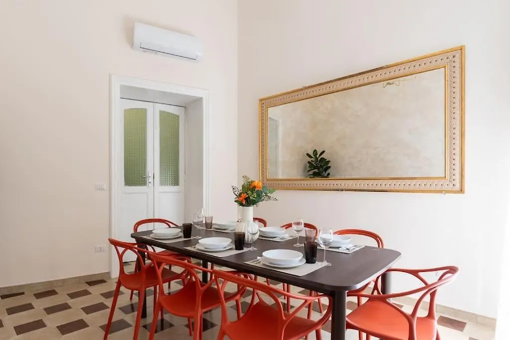 The Shelter 5 Napoli Apartment