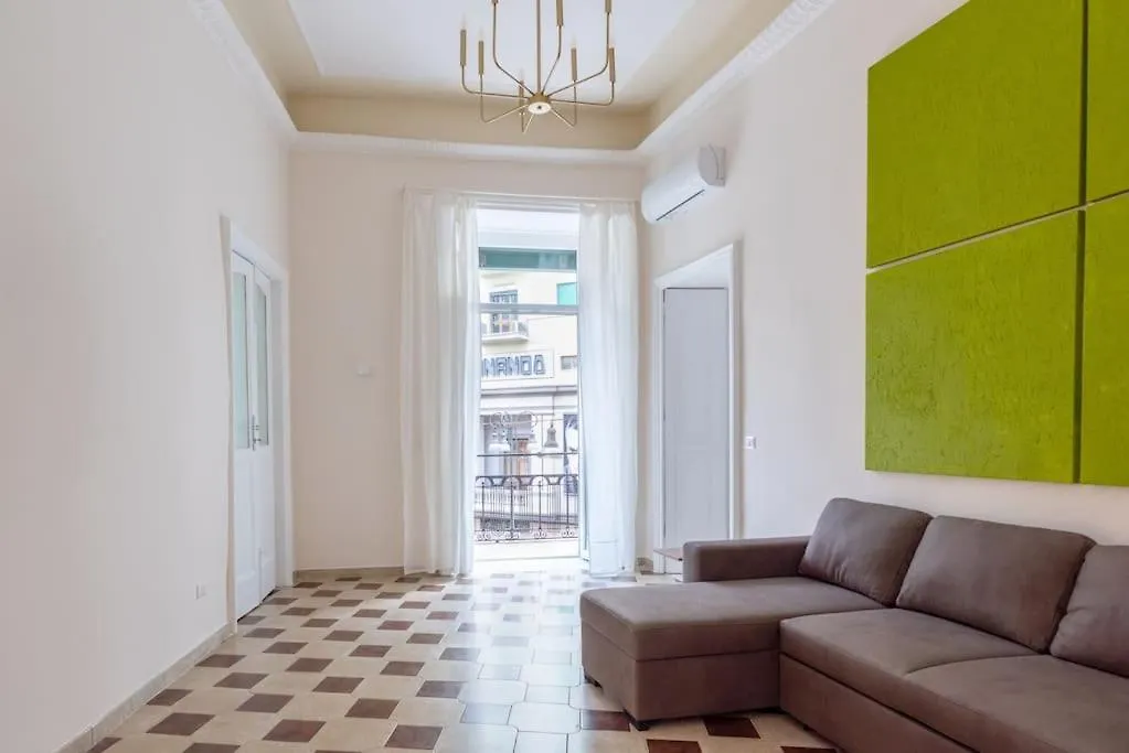 The Shelter 5 Napoli Apartment  Naples