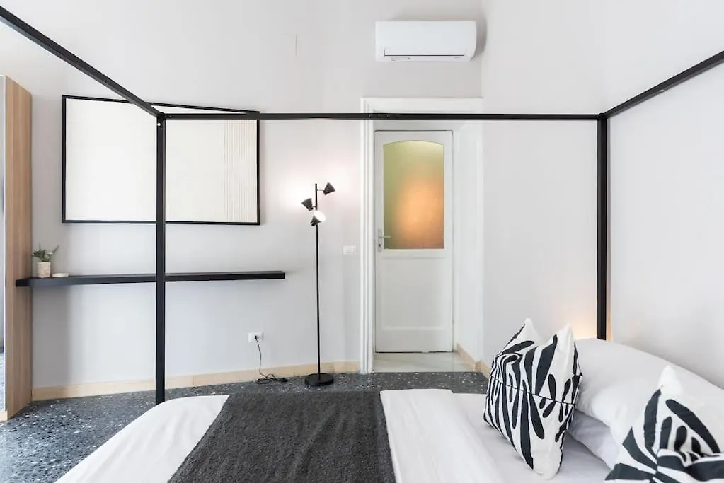 The Shelter 5 Napoli Apartment Naples
